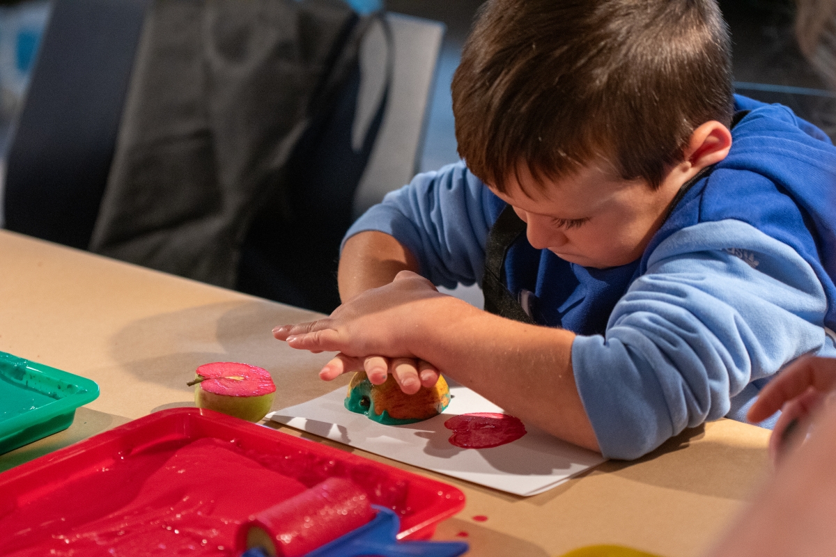 Sensory experience at the Discovery Centre