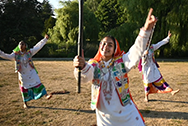 Shan-E-Punjab dancers in field